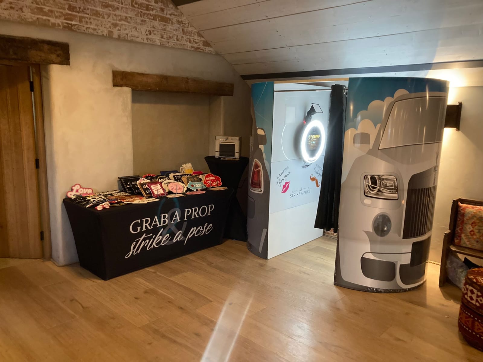 Blackpool photo booth hire igloo